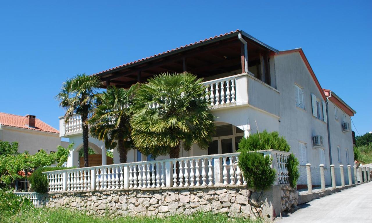 Villa Sabina - Apartments Kroatien Ражанац Екстер'єр фото