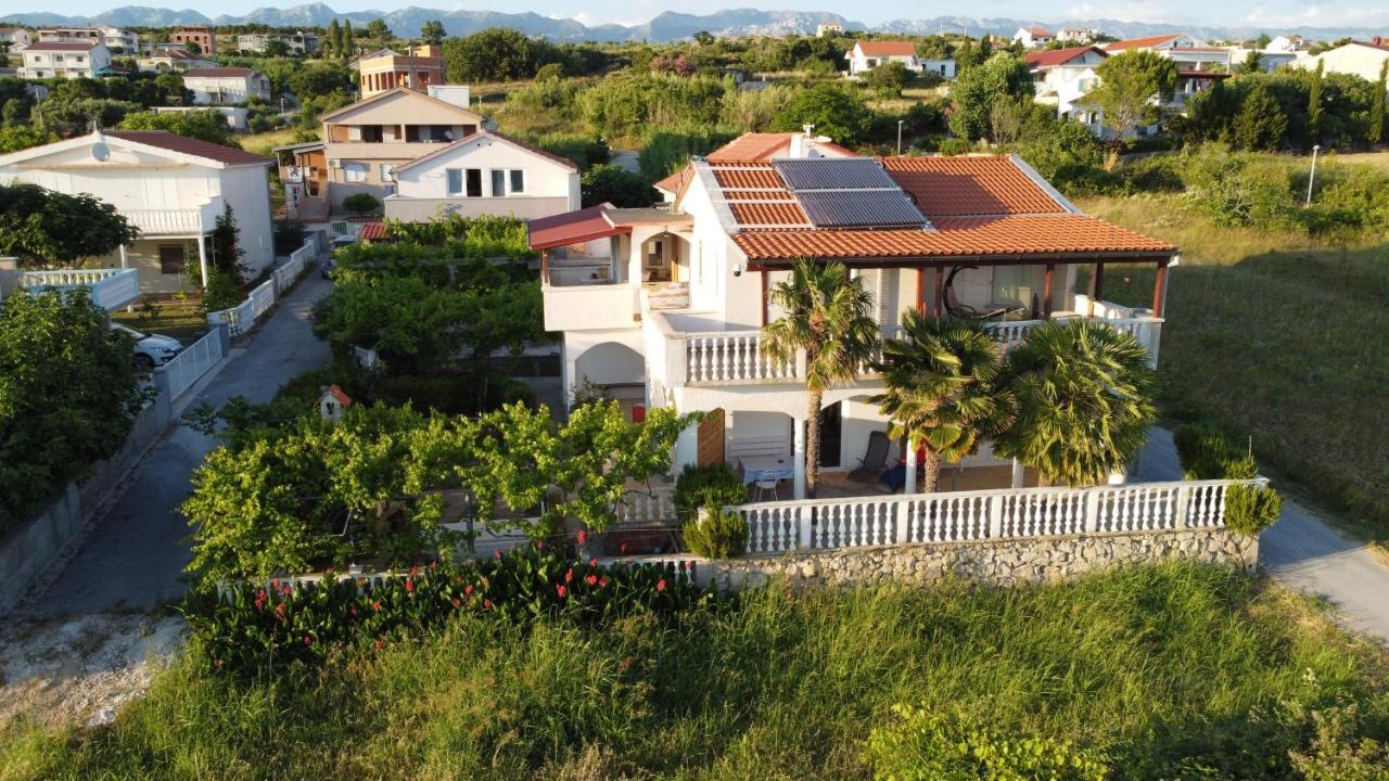 Villa Sabina - Apartments Kroatien Ражанац Екстер'єр фото